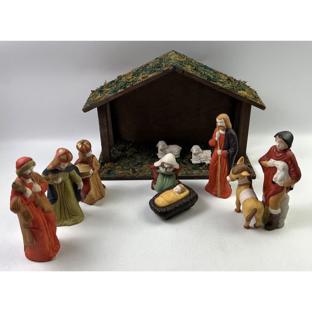 Nativity Set Ceramic With Wood Stable And 11 Piece Set Birth Of Jesus